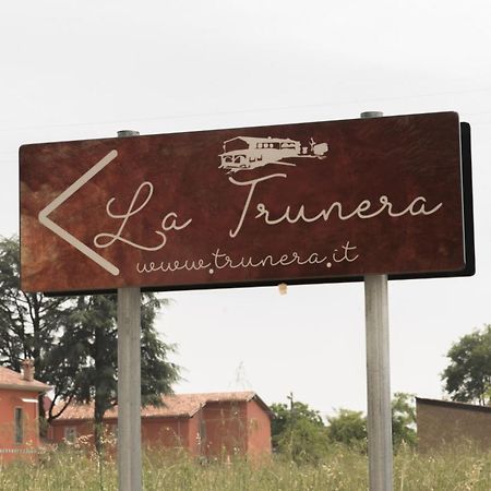 La Trunera Guest House Alessandria Bagian luar foto