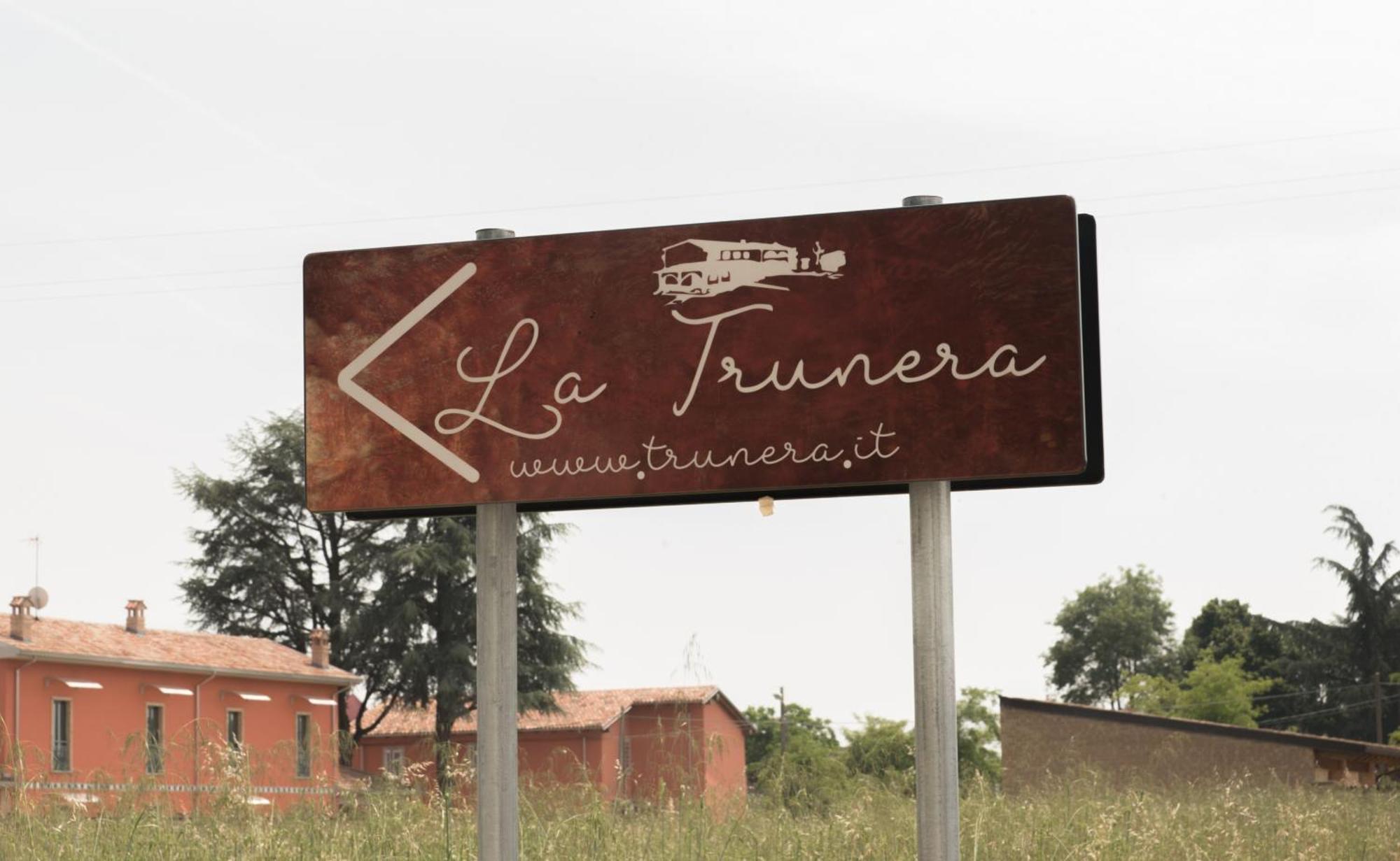 La Trunera Guest House Alessandria Bagian luar foto