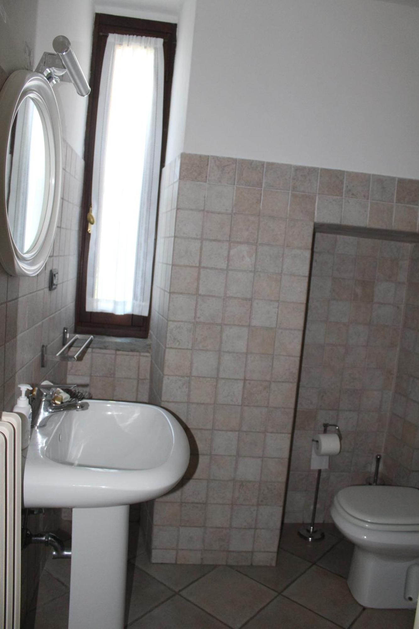 La Trunera Guest House Alessandria Bagian luar foto